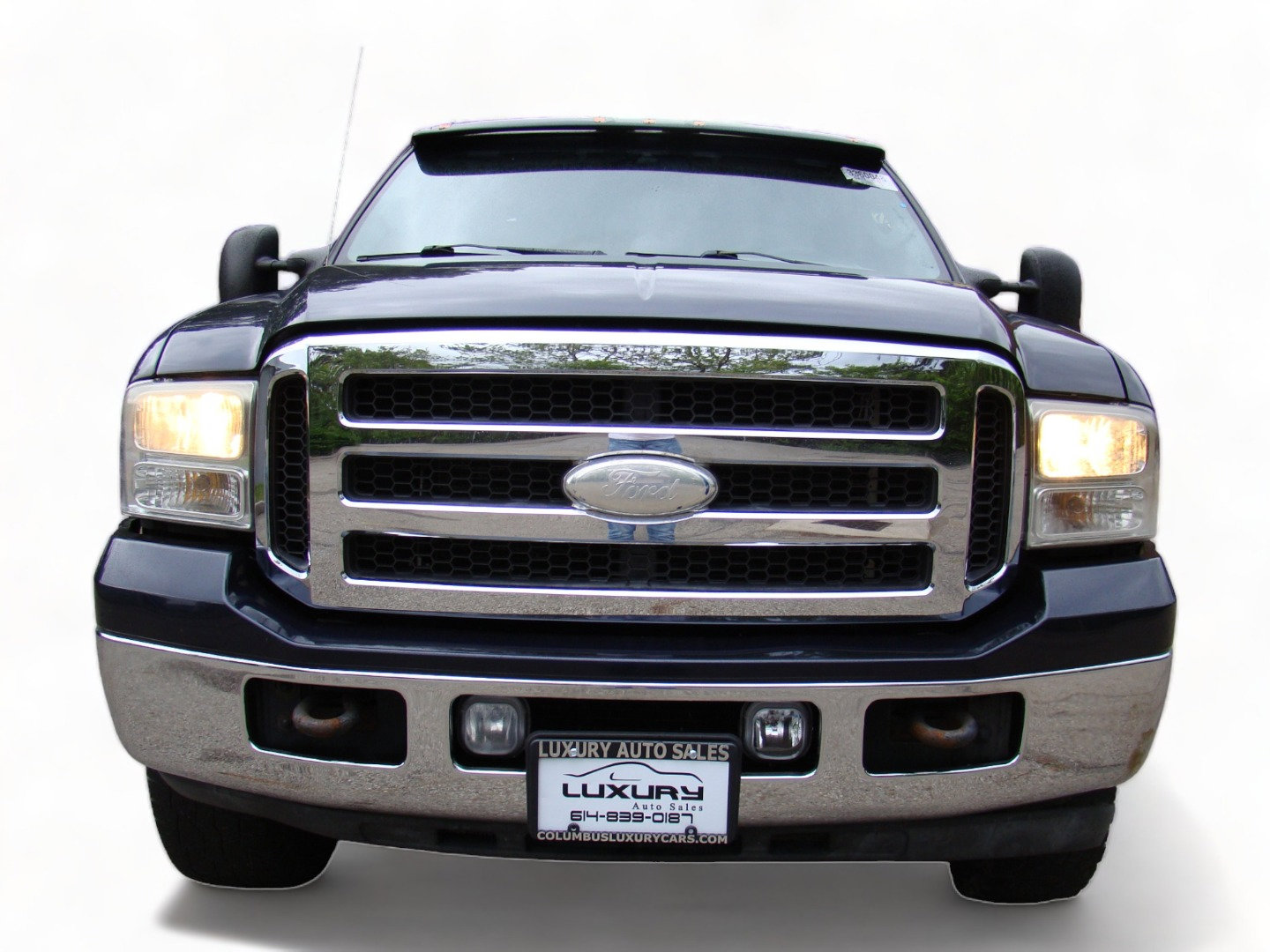 Used 2005 Ford F250 Lariat image 2