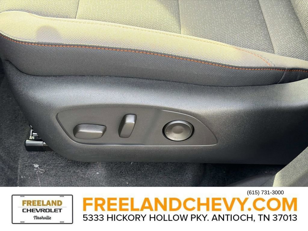 New 2026 Chevrolet Traverse LT w/ Sun and Wheel Package image 24