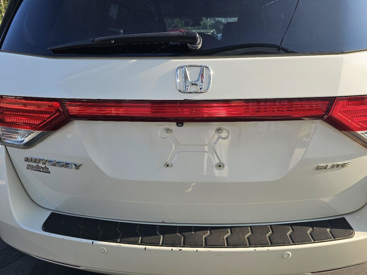 Used 2015 Honda Odyssey Touring image 16