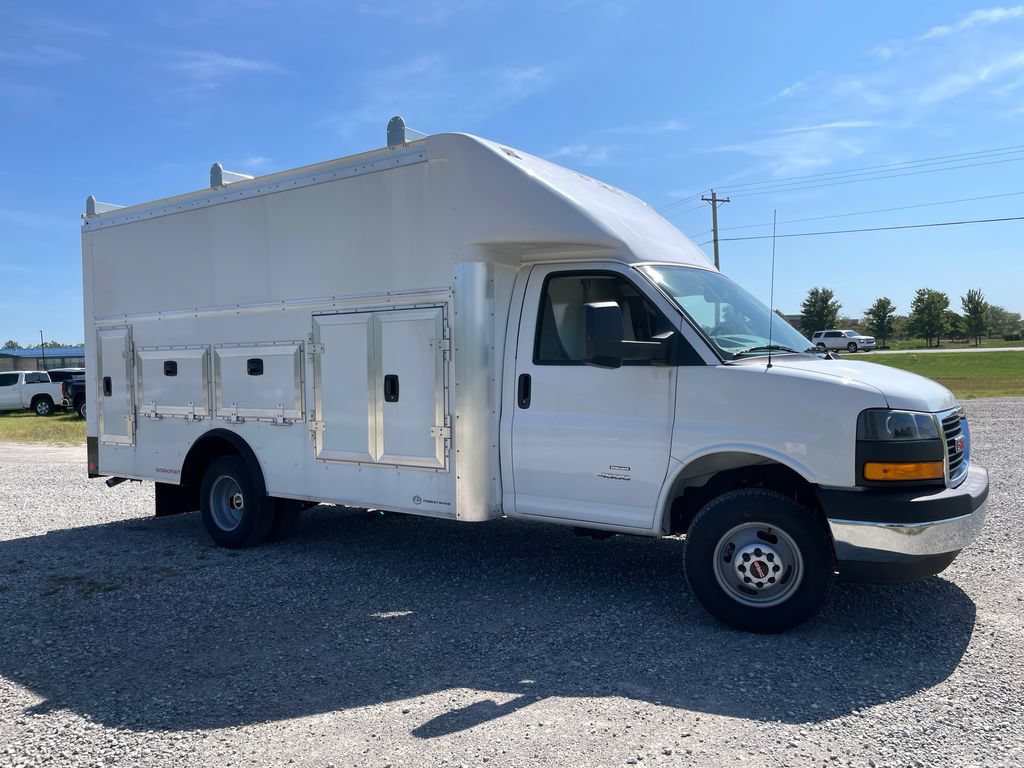 New 2025 GMC Savana 4500 w/ Power Convenience Package RWD image 14