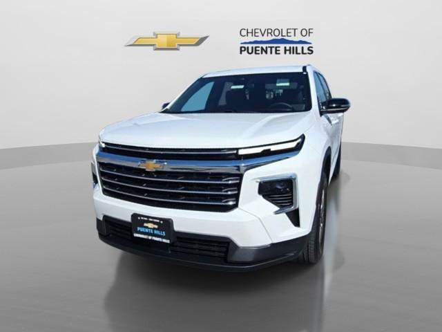 New 2027 Chevrolet Traverse LT w/ LPO, Cargo Package FWD image 3