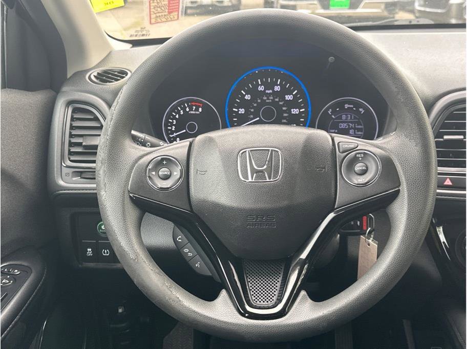 Used 2019 Honda HR-V LX image 16