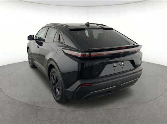 Used 2026 Toyota C-HR w/ Cold Weather Package AWD/4WD image 5