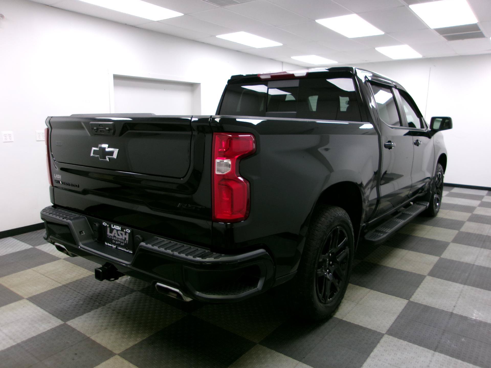 Used 2024 Chevrolet Silverado 1500 RST w/ Convenience Package II AWD/4WD image 12