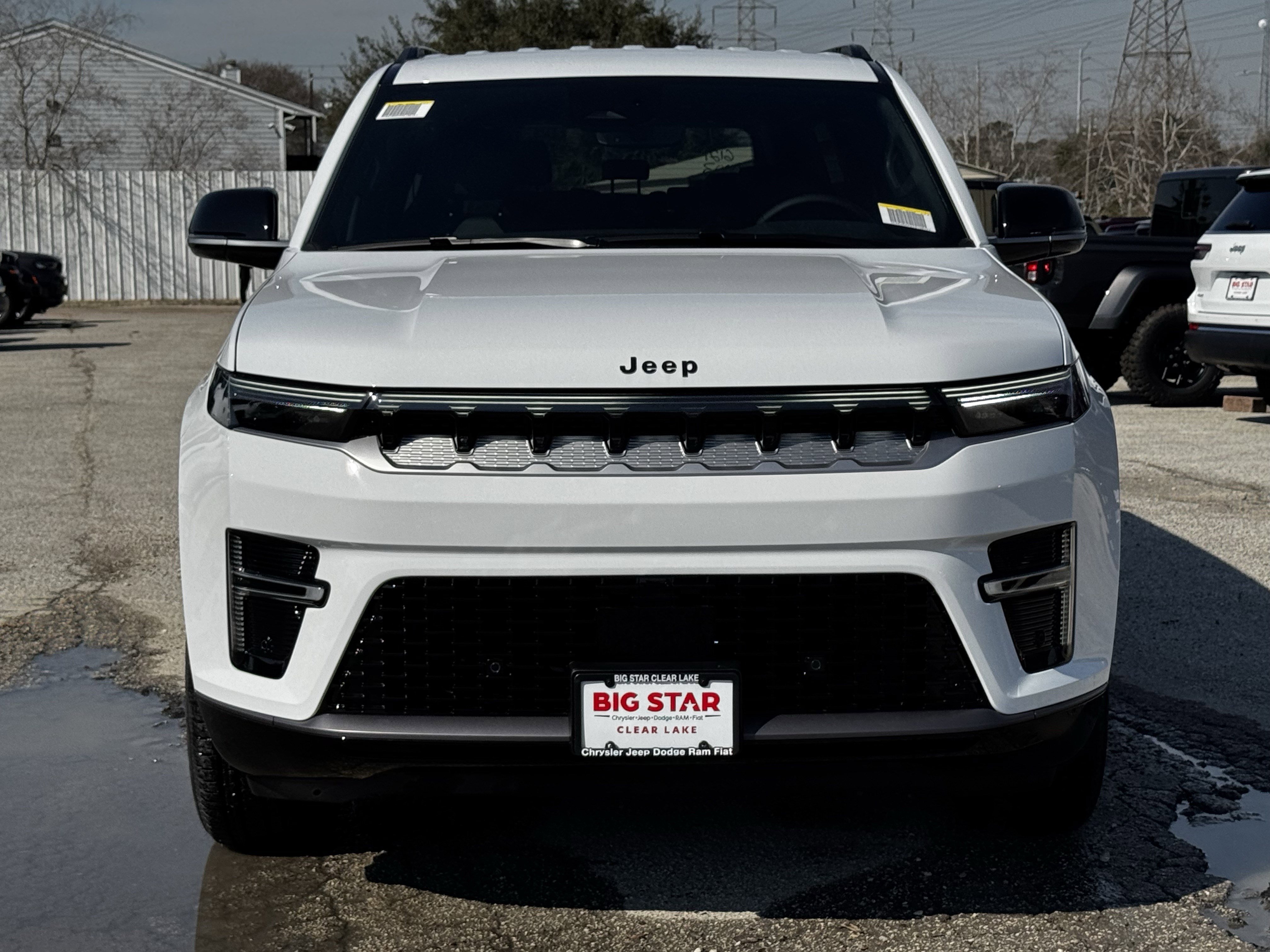 New 2026 Jeep Grand Wagoneer L 2WD image 3