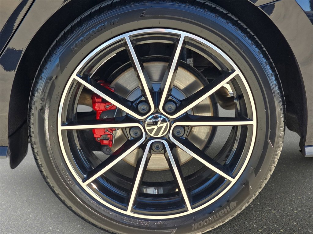 Used 2025 Volkswagen Jetta GLI Autobahn image 35