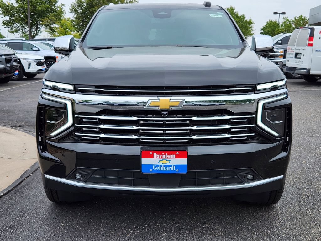 New 2025 Chevrolet Suburban Premier w/ Sun And Tow Package AWD/4WD image 6