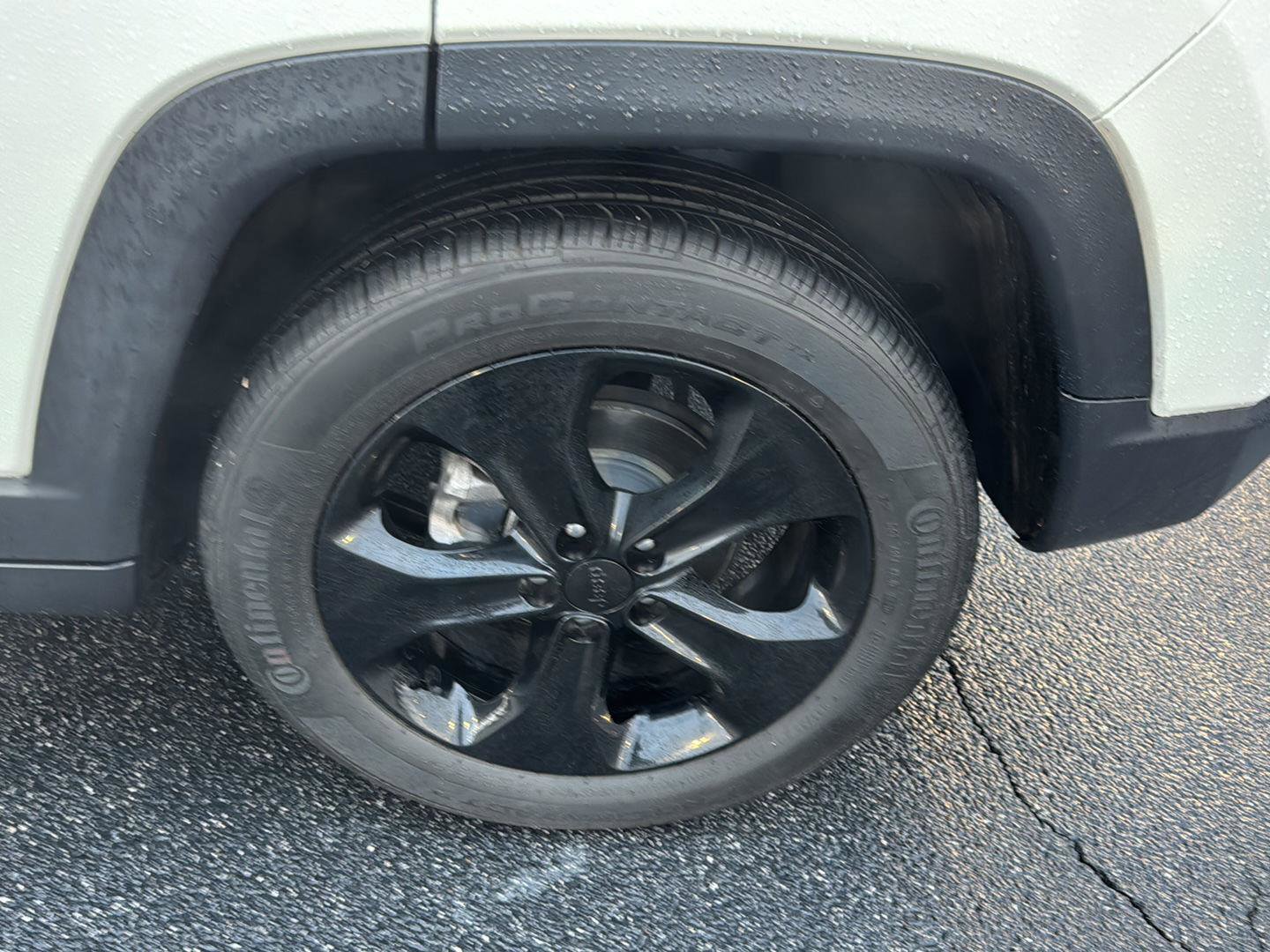 Used 2021 Jeep Compass Latitude image 31