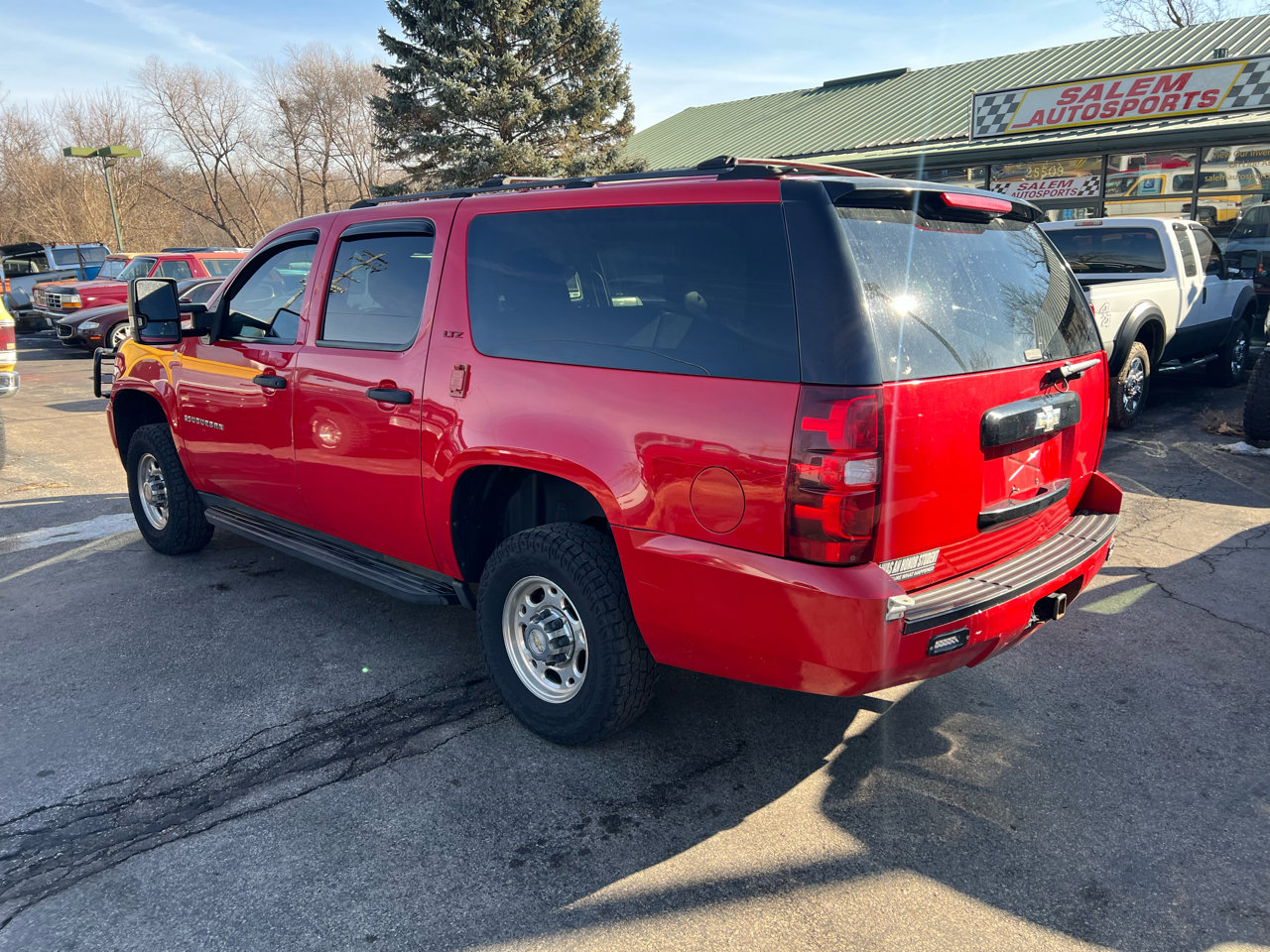 Used 2009 Chevrolet Suburban 2500 LS w/ Skid Plate Package image 5