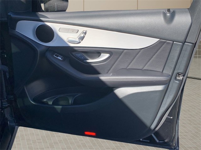 Used 2022 Mercedes-Benz GLC 300 image 36