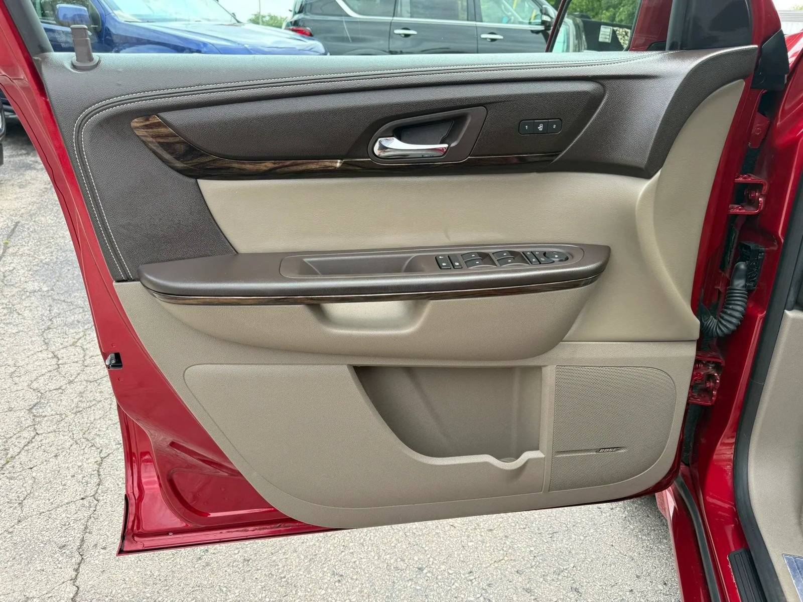 Used 2013 GMC Acadia Denali AWD/4WD image 9