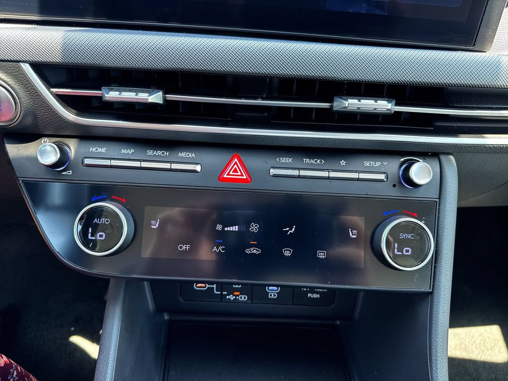 Used 2025 Hyundai Sonata SEL FWD image 18
