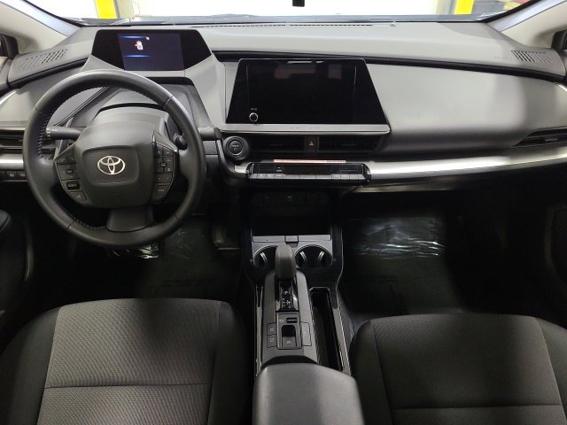 Certified 2025 Toyota Prius LE FWD image 20