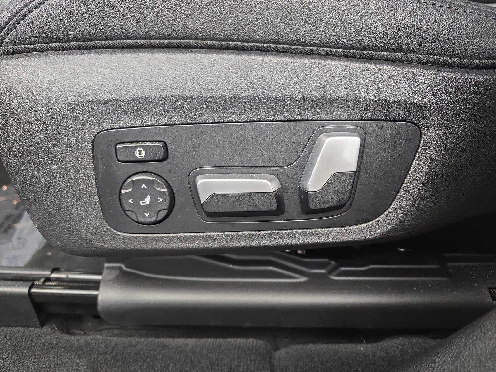Used 2021 BMW X3 sDrive30i w/ Convenience Package RWD image 20