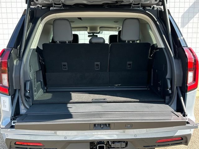 New 2027 Ford Expedition Active AWD/4WD image 24