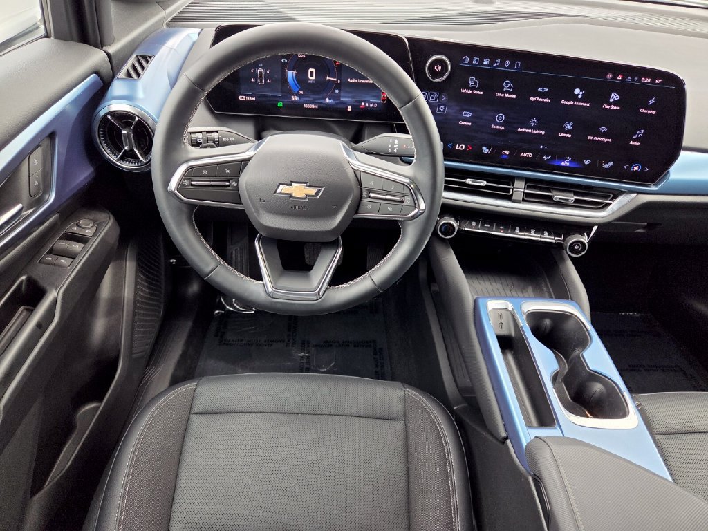 Certified 2024 Chevrolet Equinox EV LT FWD image 9