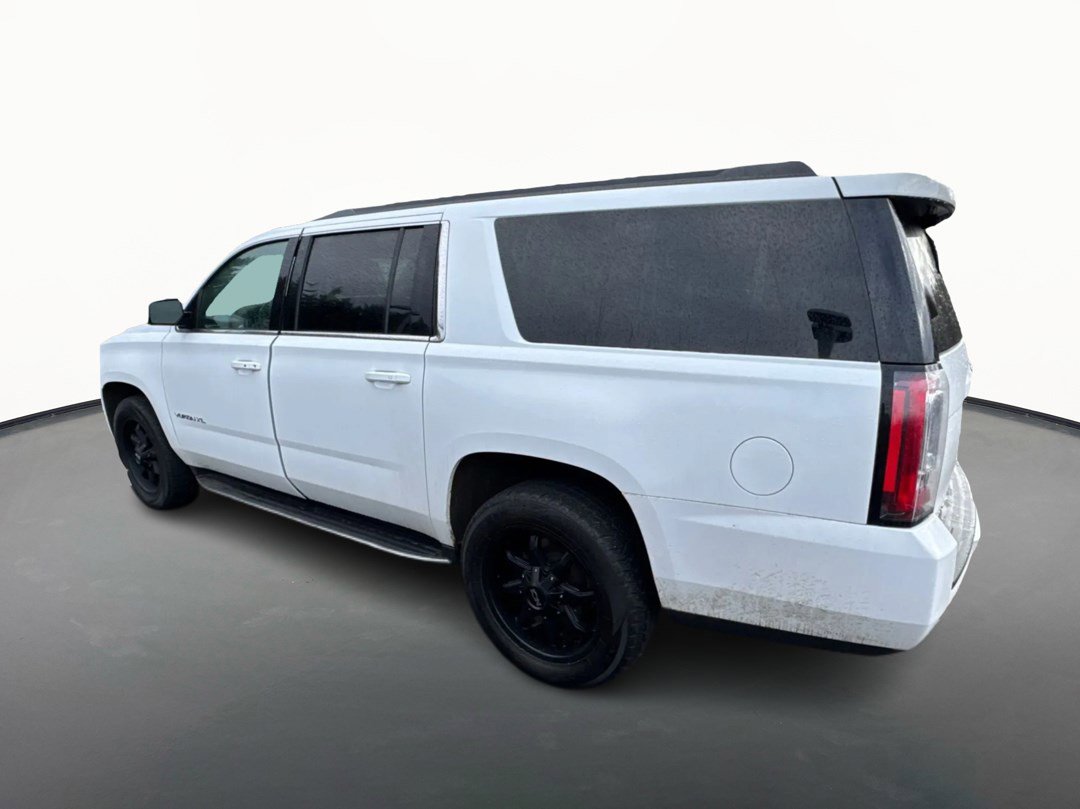 Used 2020 GMC Yukon XL SLT w/ HD Trailering Package image 5