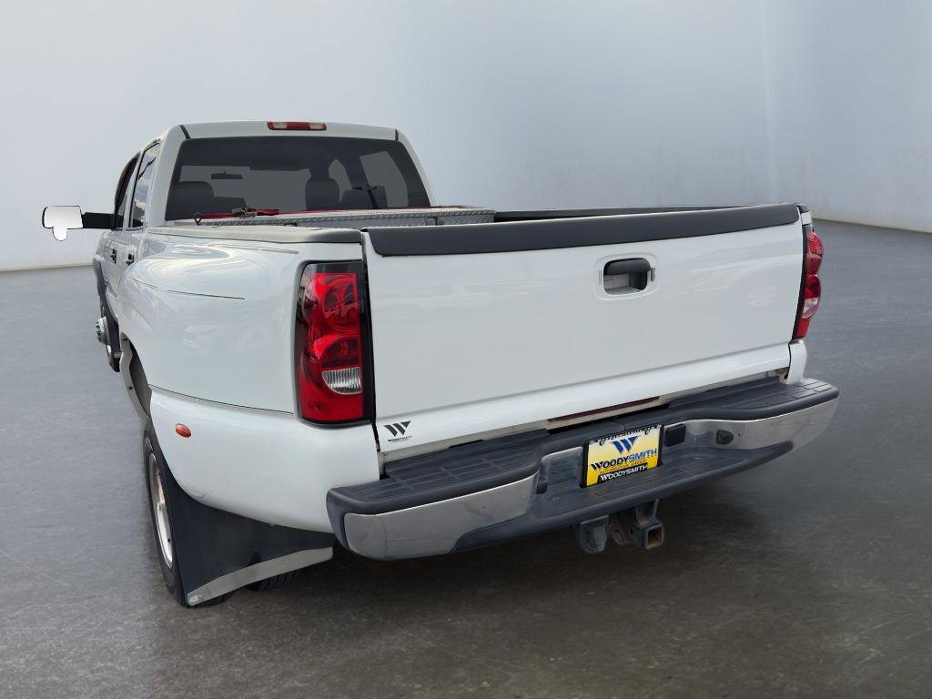 Used 2006 Chevrolet Silverado 3500 LS image 3