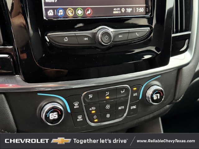 Used 2023 Chevrolet Traverse LT FWD image 21