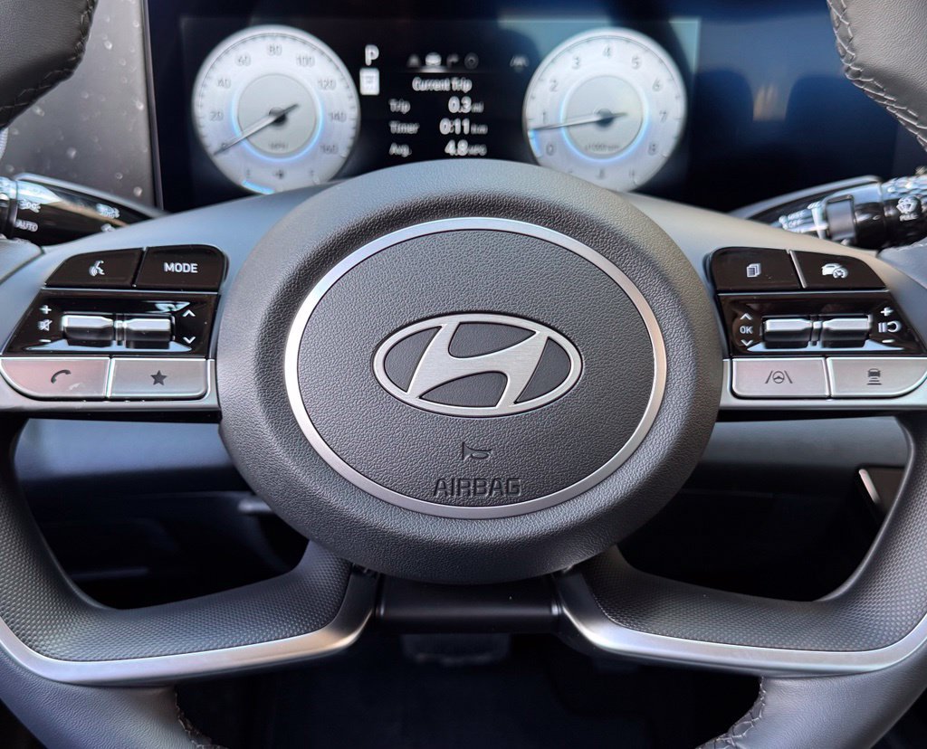 New 2026 Hyundai Elantra Limited FWD image 7