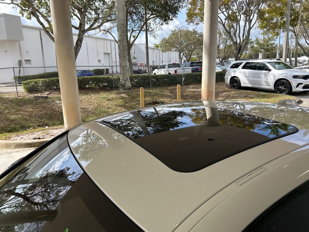 Used 2025 BMW M3 Competition image 19