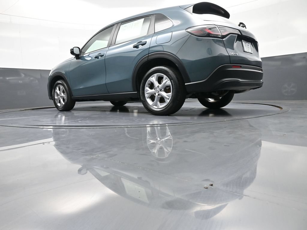 Certified 2025 Honda HR-V LX image 30