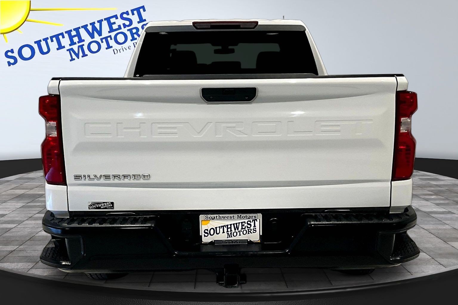 Used 2020 Chevrolet Silverado 1500 W/T w/ WT Value Package AWD/4WD image 6