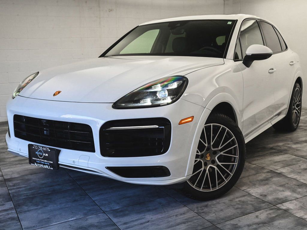 Used 2022 Porsche Cayenne Platinum Edition AWD/4WD image 1