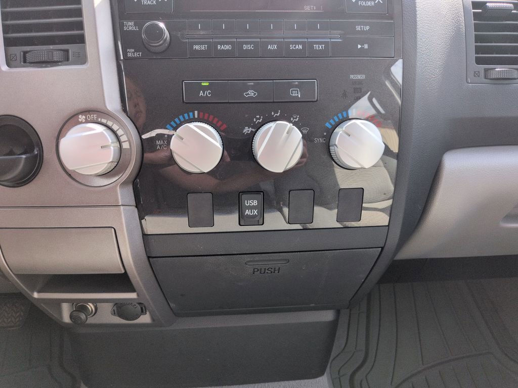 Used 2010 Toyota Tundra 2WD Double Cab image 19
