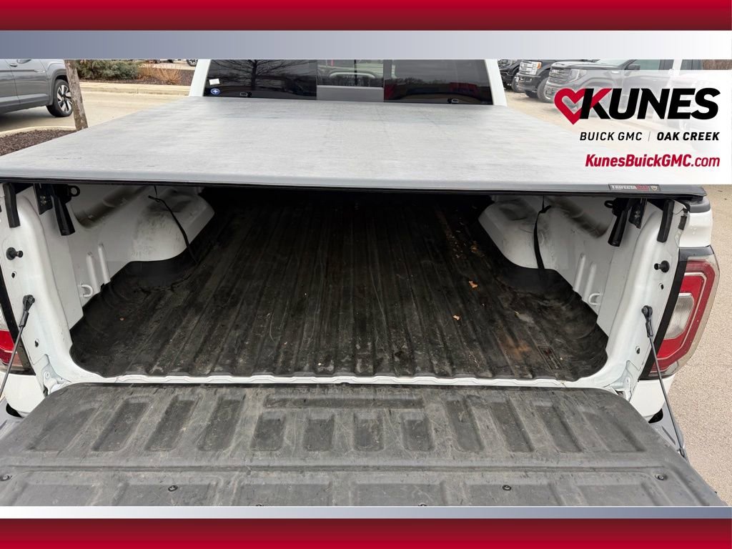 Used 2018 GMC Sierra 1500 SLT w/ SLT Premium Package image 7