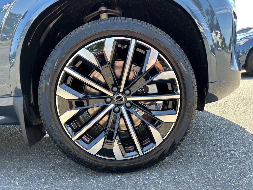 New 2026 Volvo XC90 B6 Ultra w/ Lounge Package image 10