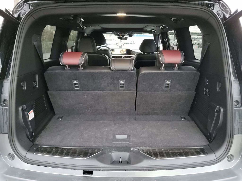 Used 2025 INFINITI QX80 Autograph w/ Autograph Exterior Package image 12