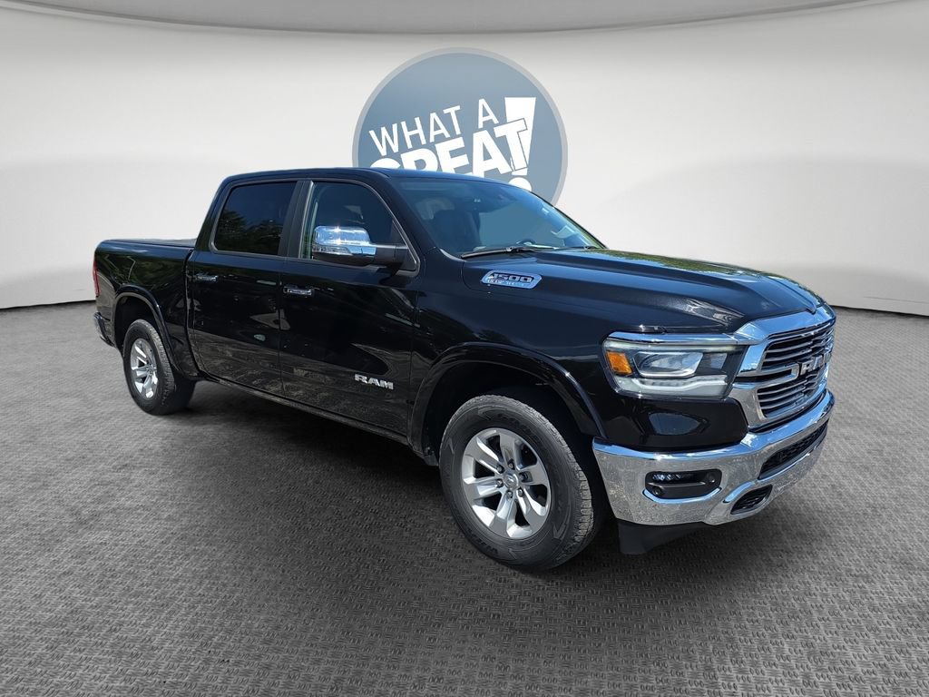 Used 2022 RAM 1500 Laramie AWD/4WD image 1