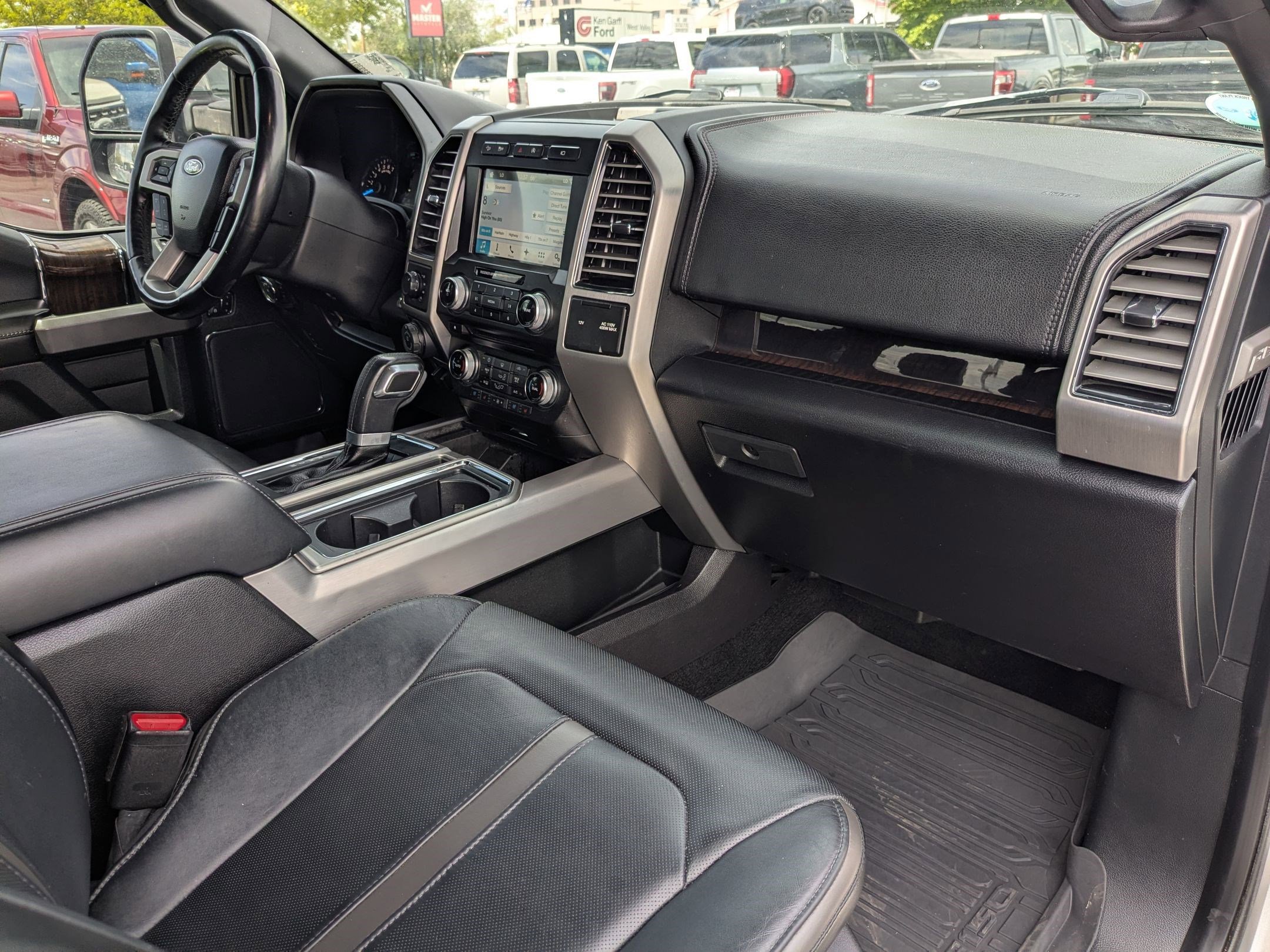 Used 2017 Ford F150 Platinum w/ Equipment Group 701A Luxury AWD/4WD image 35