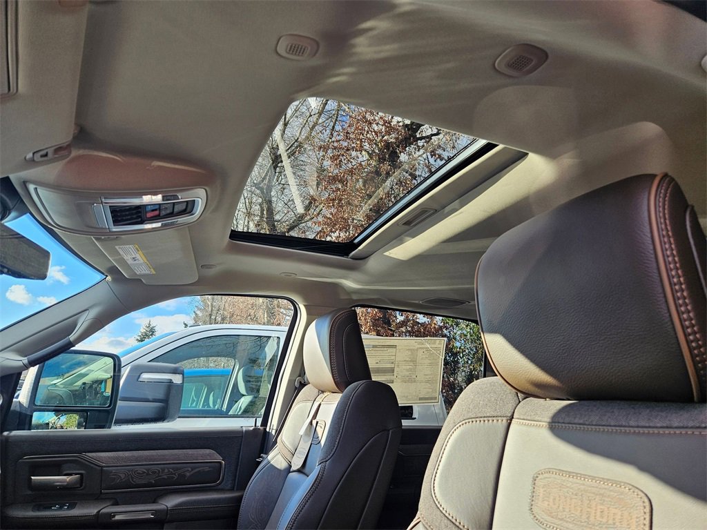 New 2026 RAM 3500 Longhorn image 40