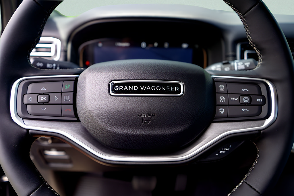 New 2026 Jeep Grand Wagoneer Limited w/ Premium Group II AWD/4WD image 12