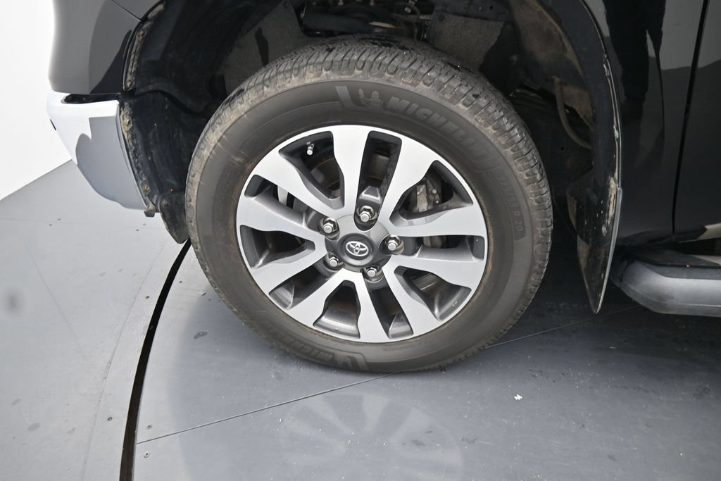 Used 2019 Toyota Tundra Limited w/ Limited Premium Package AWD/4WD image 14
