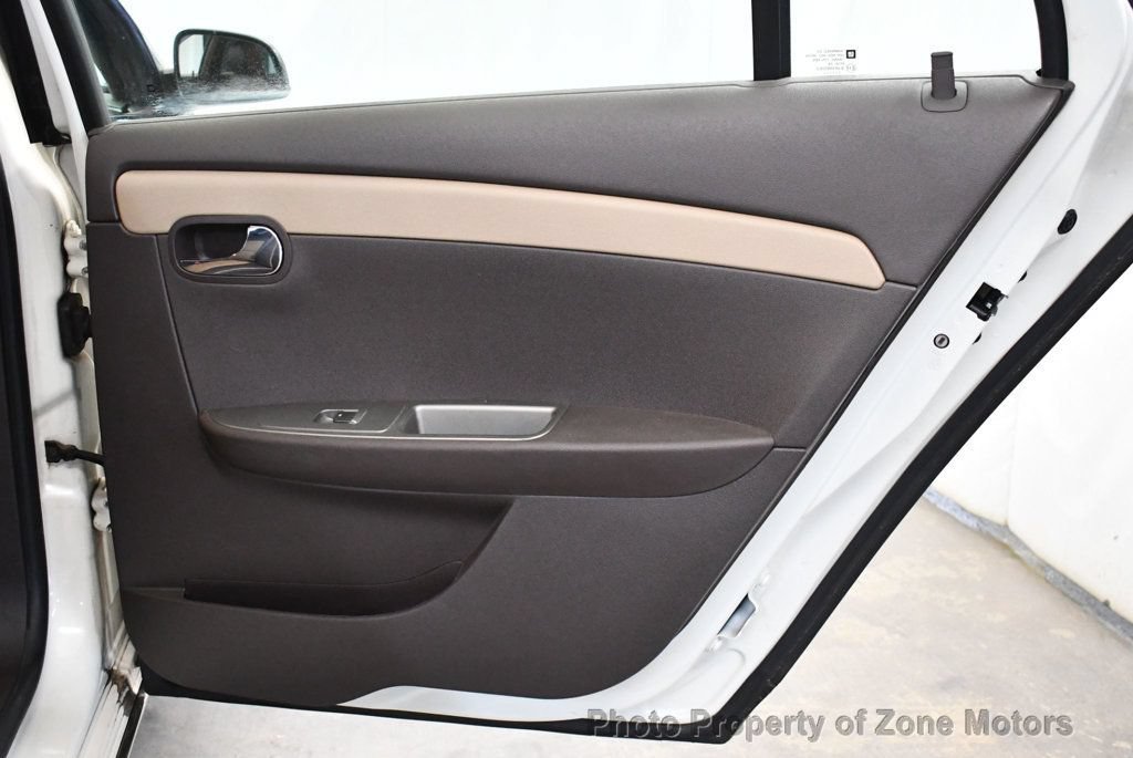 Used 2012 Chevrolet Malibu LTZ FWD image 18