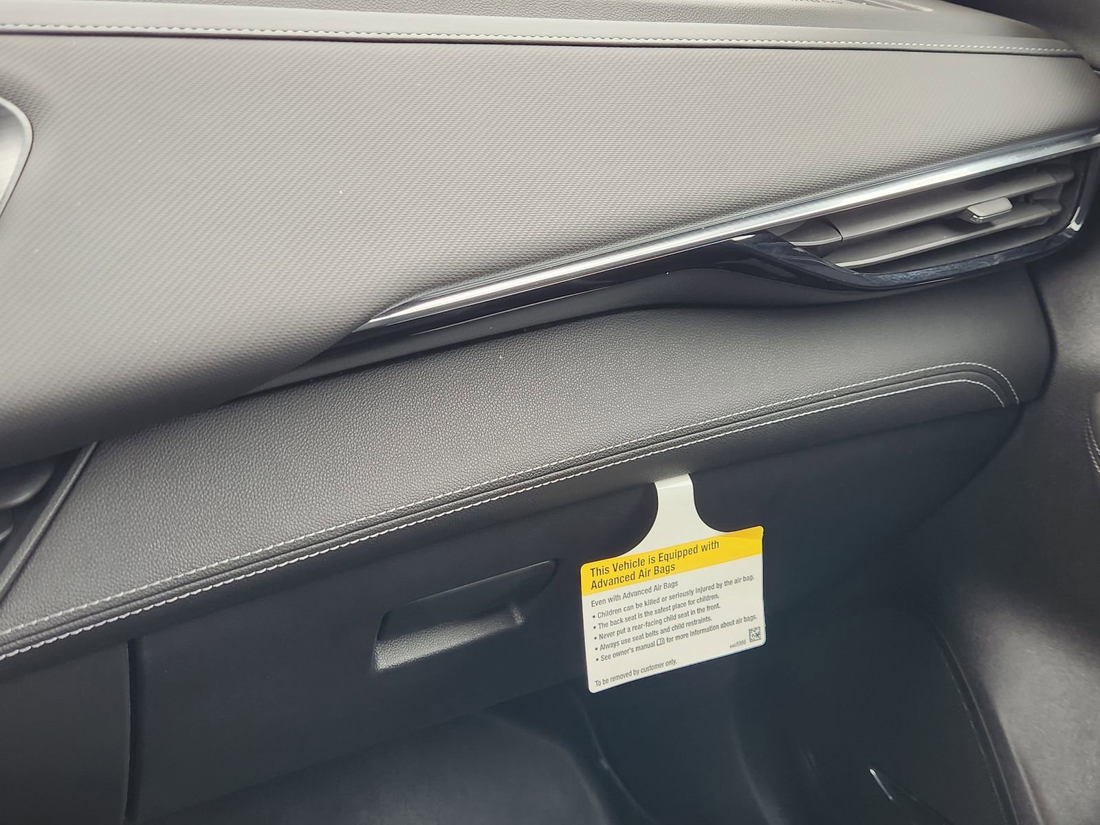 Certified 2024 Buick Envision Preferred AWD/4WD image 23