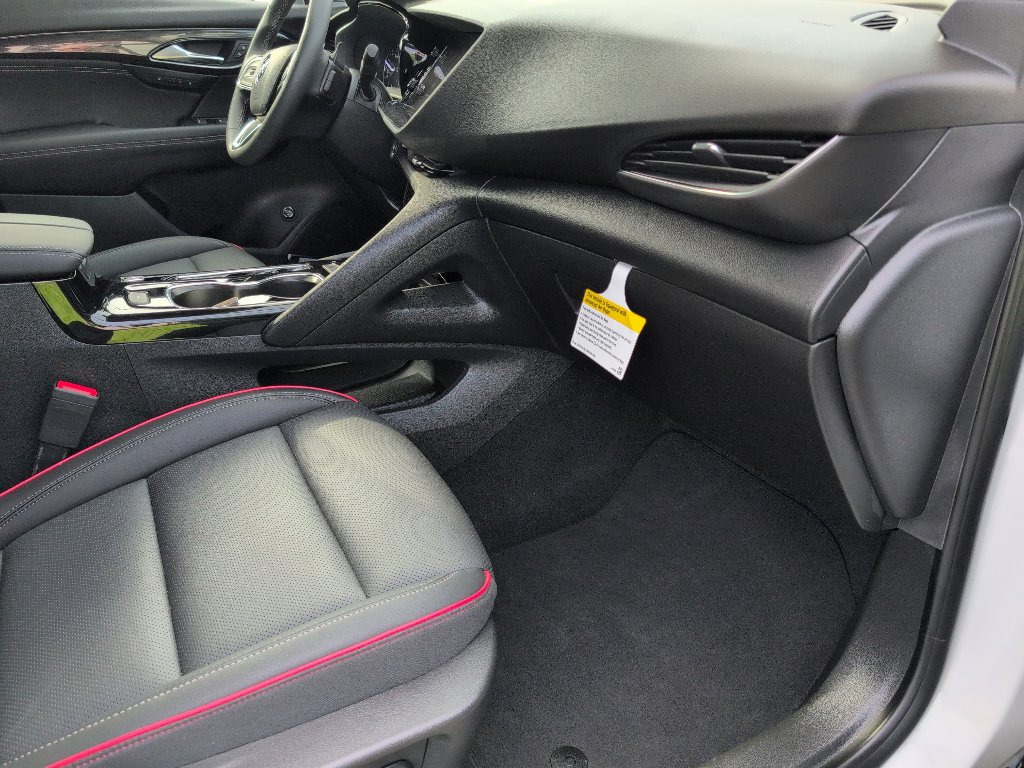 Used 2023 Buick Envision Essence w/ Technology Package I image 11