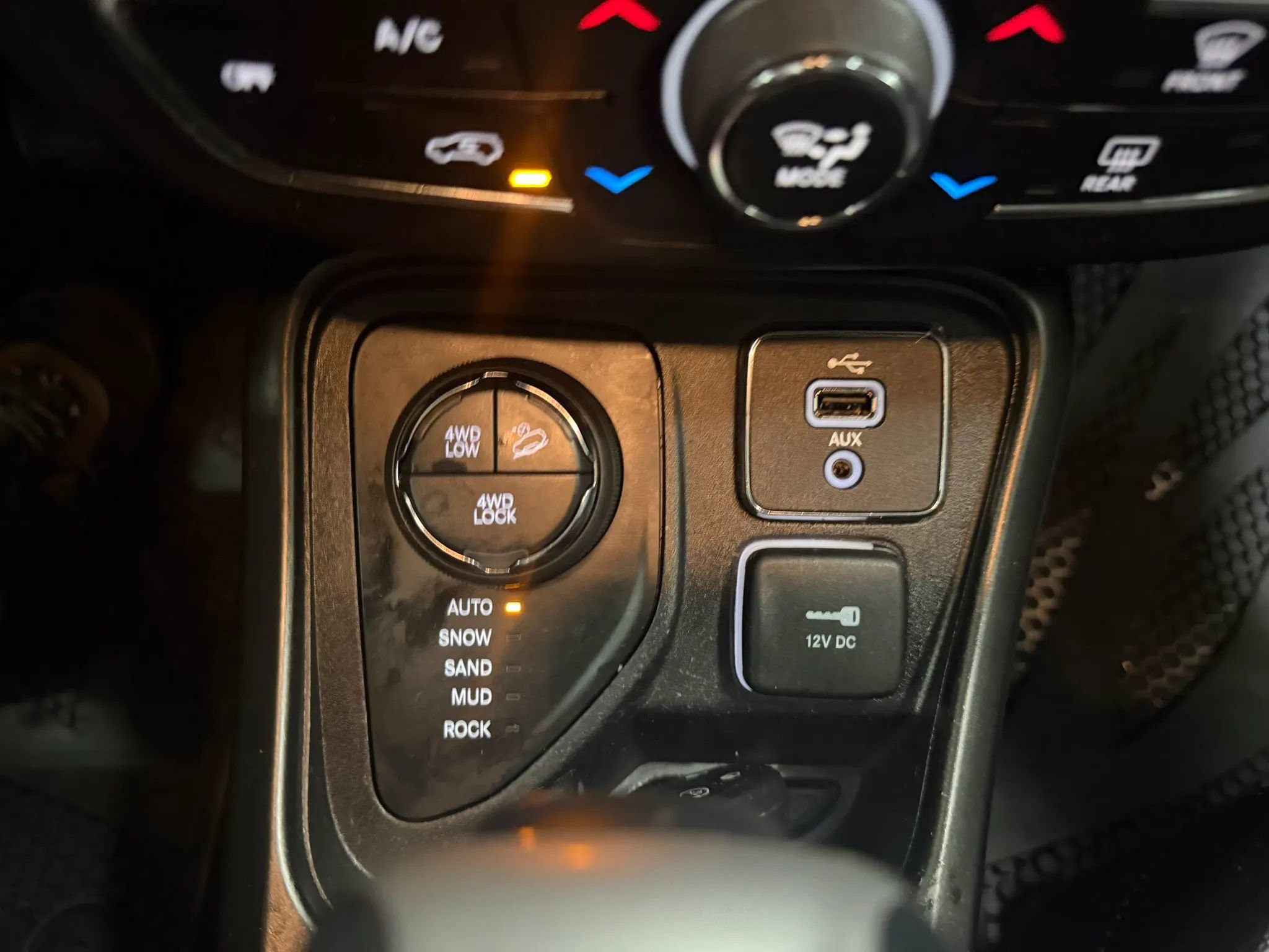 Used 2017 Jeep Compass Trailhawk w/ Leather Interior Group image 21