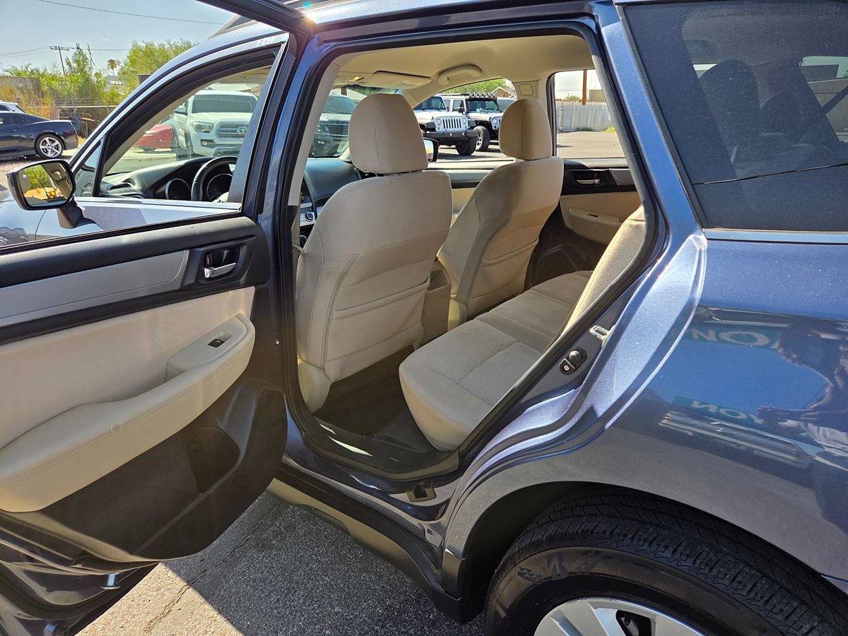 Used 2017 Subaru Outback 2.5i Premium w/ Popular Package #2 AWD/4WD image 43