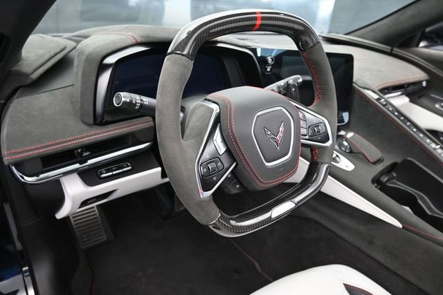 Used 2023 Chevrolet Corvette Z06 RWD image 34