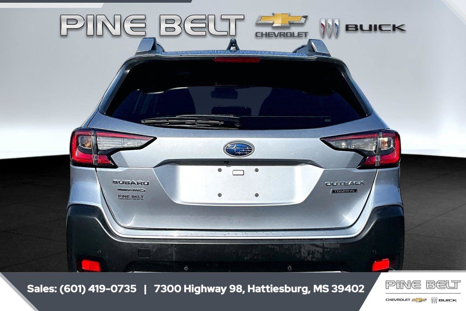 Used 2023 Subaru Outback Touring AWD/4WD image 4