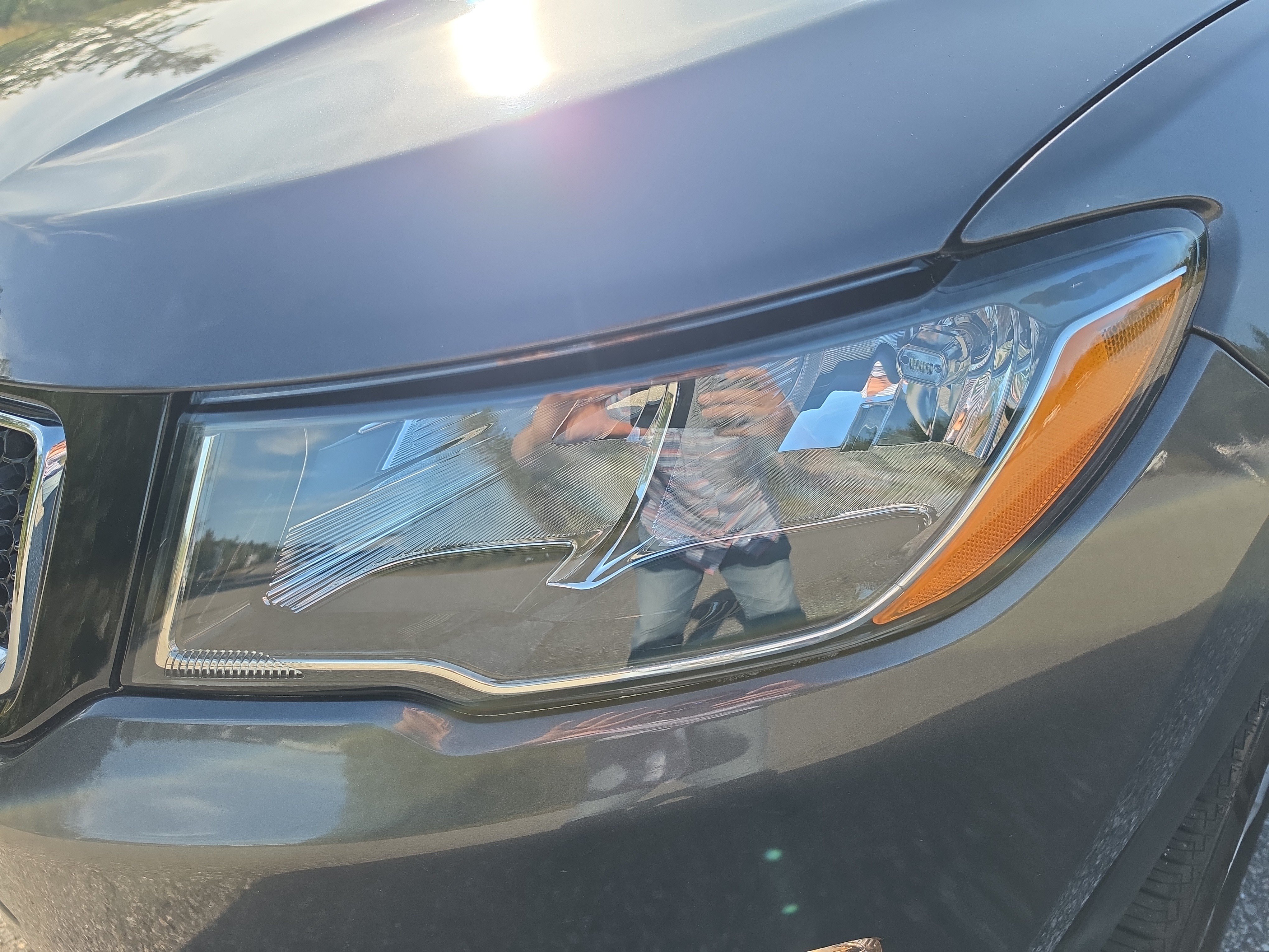 Used 2018 Jeep Compass Latitude w/ Popular Equipment Group AWD/4WD image 9