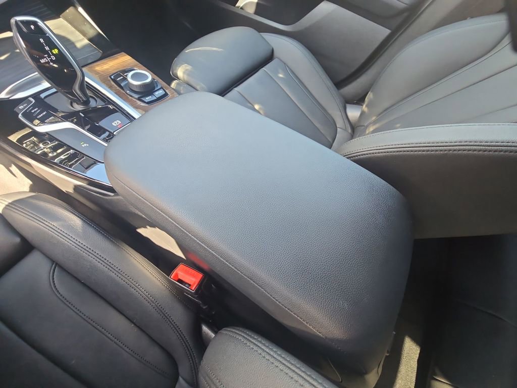 Used 2019 BMW X3 sDrive30i w/ Driving Assistance Package RWD image 32