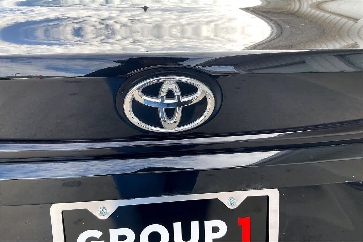 Used 2024 Toyota Corolla LE FWD image 30