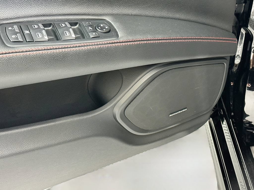 Used 2019 Maserati Ghibli GranSport RWD image 21