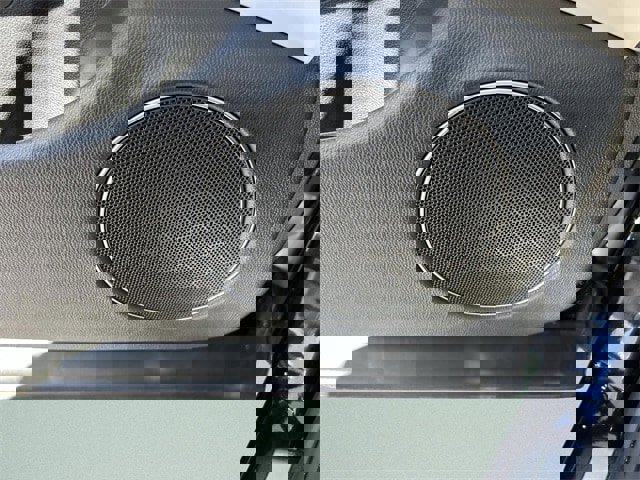 Used 2026 Genesis GV70 2.5T Select image 20