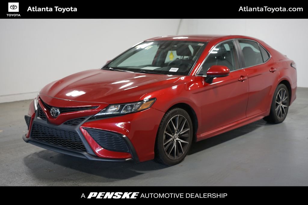 Used 2021 Toyota Camry SE